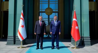 Cumhurbaşkanı Yardımcısı Yılmaz, KKTC Başbakanı Üstel ile görüştü: