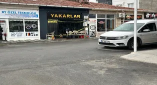 Eskişehir'de bir kişinin öldüğü bıçaklı kavgaya ilişkin yakalanan 3 zanlıdan 2'si tutuklandı