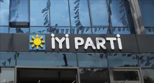 İYİ Parti Genel Başkan Yardımcısı Yılmaz, Adana'da partililerle buluştu