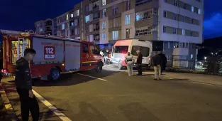 Kastamonu'da kaza yapan minibüsün sürücüsü yaralandı 