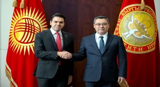 Kırgızistan Cumhurbaşkanı Caparov, TİKA Başkanı Eren'i kabul etti