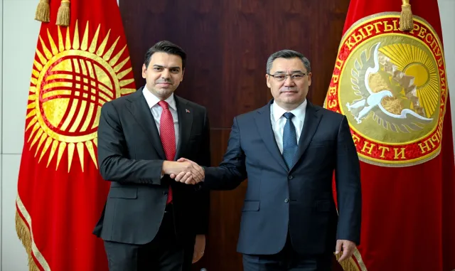 Kırgızistan Cumhurbaşkanı Caparov, TİKA Başkanı Eren'i kabul etti