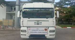 Kırşehir'de motor ve şasi numarası değiştirilmiş tır ele geçirildi