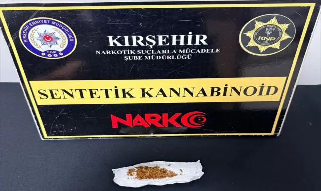 Kırşehir'de uyuşturucu operasyonlarında 9 zanlı yakalandı