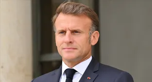 Macron: (Sosyal medya) Her şeye bakma uğruna sonunda hiçbir şey görmeme riskiyle karşı karşıyayız