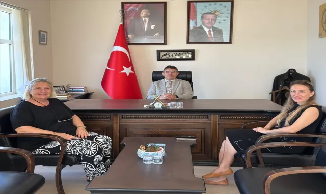 Marmaris'te 7 ülkeden 11 sanatçı Kıymetli Hurdalar projesinde buluşacak