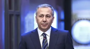 Minik güreşçilerden Hamza Yerlikaya'ya ziyaret