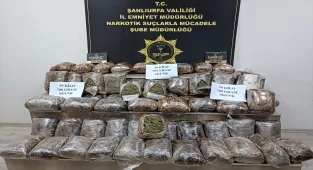 Şanlıurfa'da yolcu otobüsünde 39 kilo 700 gram uyuşturucu ele geçirildi (GÜNCELLEME)