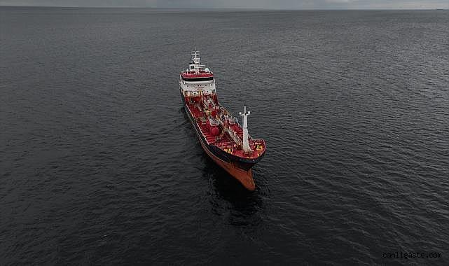 Silivri açıklarında batan gemideki kayıp mürettebatı arama çalışmaları sürüyor