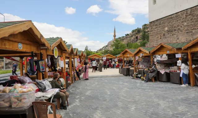 Talas'ta Maharetli Eller Kadın Üretici Pazarı 20 Eylül'de kurulacak