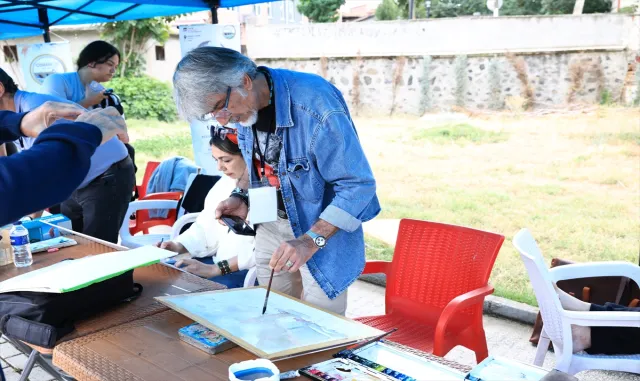 Türkiye ve 3 ülkeden 17 ressam Osmancık'ı resmetti