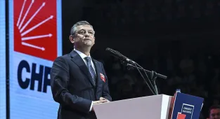 Yeni Parti Genel Başkanı Özgür Özel Selimiye Camisi'ni ziyaret etti