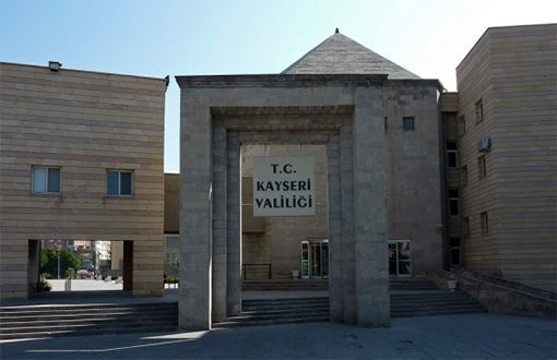 Kayseri Ulaşım A.Ş. ve Özel Halk Otobüsçüleri arasında ki gerilime Valilik son noktayı koydu Kayseri Ulaşım A.Ş. ve Özel Halk Otobüsçüleri arasında ki gerilime Valilik son noktayı koydu