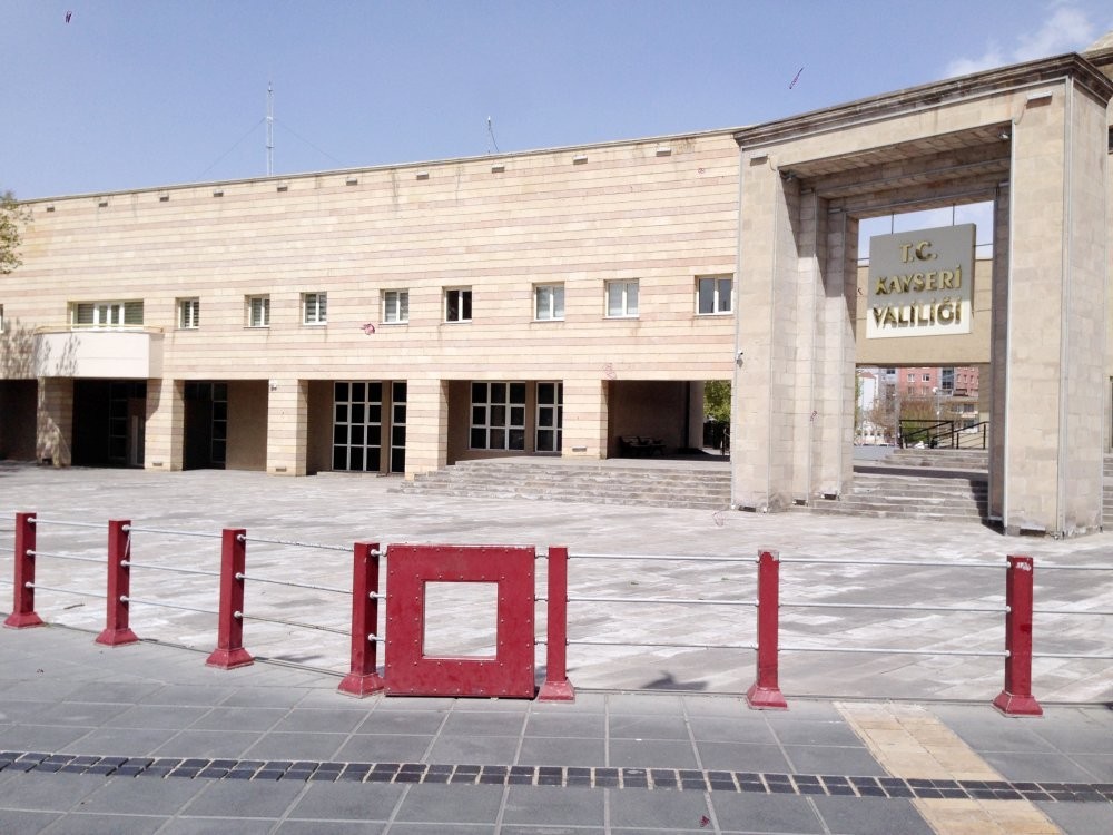 Kayseri Valiliğinden ’Seyahat Kısıtlaması’ için Son Dakika Açıklaması 5 Mayıs 2020 Kayseri Valiliğinden ’Seyahat Kısıtlaması’ için Son Dakika Açıklaması 5 Mayıs 2020