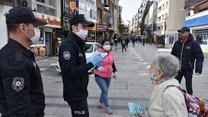 İçişleri Bakanlığı 65 yaş üstü ve 20 yaş altındakilerin sokağa çıkma istisnalarına ilişkin genelge yayımladı İçişleri Bakanlığı 65 yaş üstü ve 20 yaş altındakilerin sokağa çıkma istisnalarına ilişkin genelge yayımladı