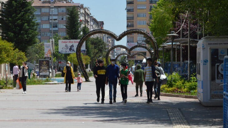 Sağlık Bakanından gençlere teşekkür Sağlık Bakanından gençlere teşekkür