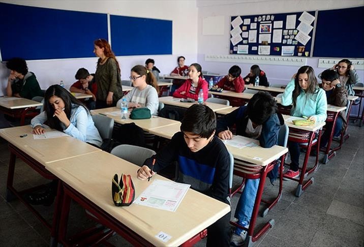 Okulların tekrar eğitime başlayacağı tarih belli oldu! Okulların tekrar eğitime başlayacağı tarih belli oldu!
