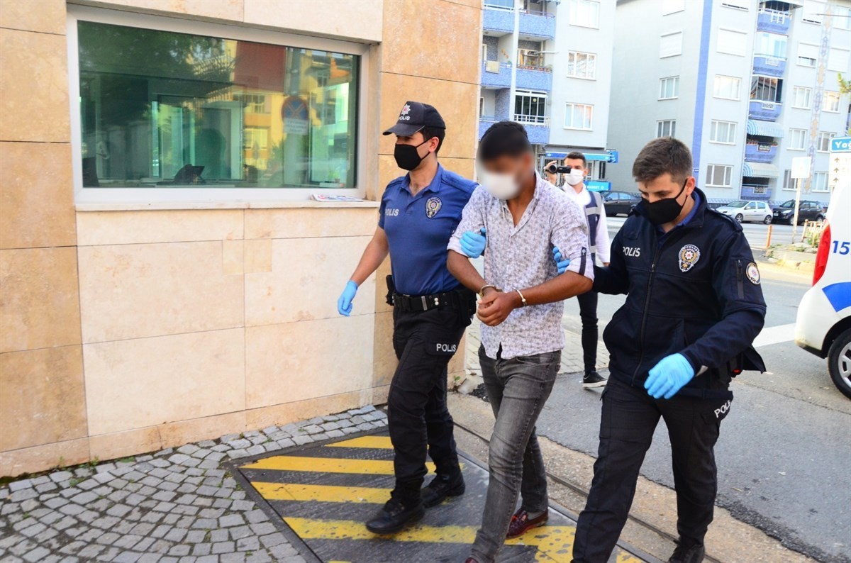 Ülke genelinde aranan şahıslar operasyonları gerçekleştirildi Ülke genelinde aranan şahıslar operasyonları gerçekleştirildi