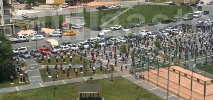 Kayseri’de Cuma Namazı için Camiler doldu taştı Kayseri’de Cuma Namazı için Camiler doldu taştı