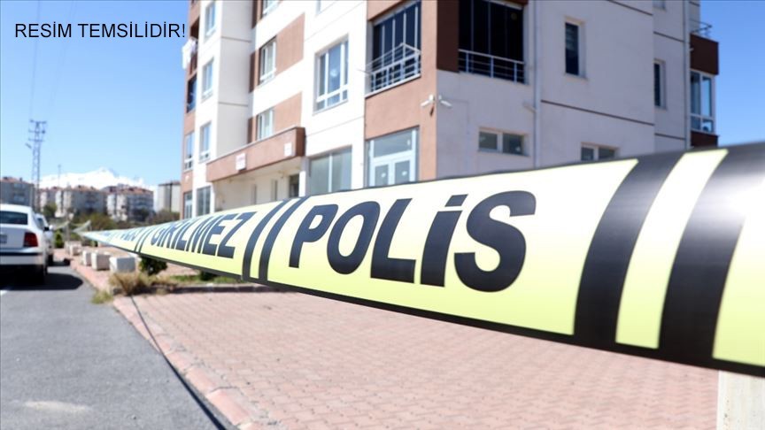 Ziya Gökalp Mahallesinde İntihar! Bodrumda kendini astı! Ziya Gökalp Mahallesinde İntihar! Bodrumda kendini astı!