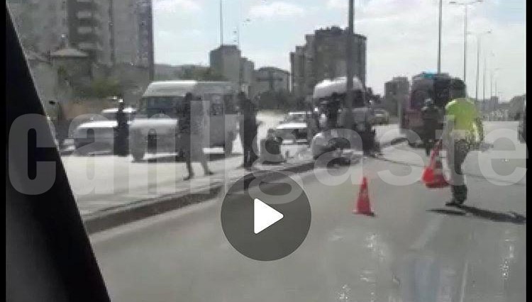 Son dakika Kayseri haberi! Servis minibüsü elektrik direğine çarptı: 10 yaralı! Son dakika Kayseri haberi! Servis minibüsü elektrik direğine çarptı: 10 yaralı!