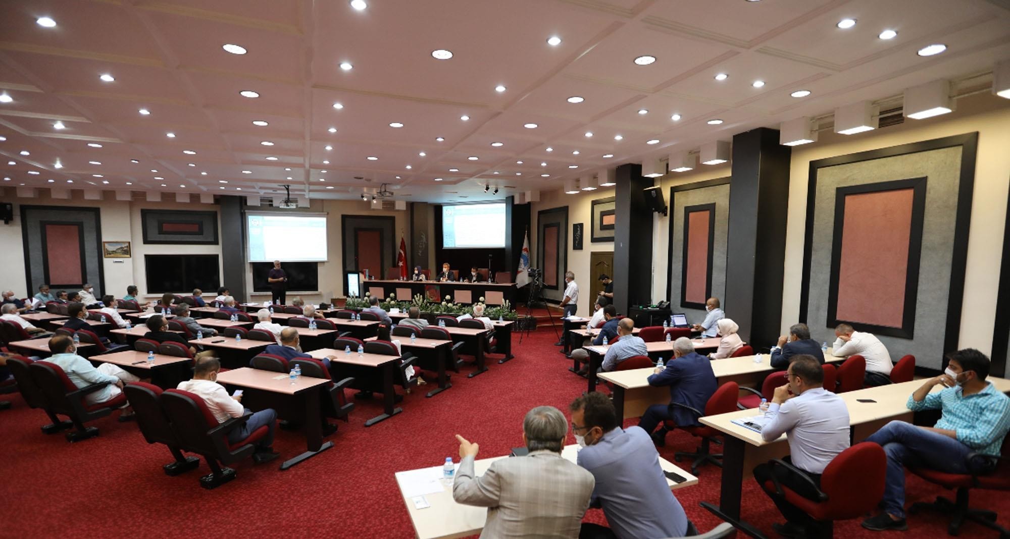 Hayırsever belediyeye hayırseverlerden şartlı bağış desteği Hayırsever belediyeye hayırseverlerden şartlı bağış desteği