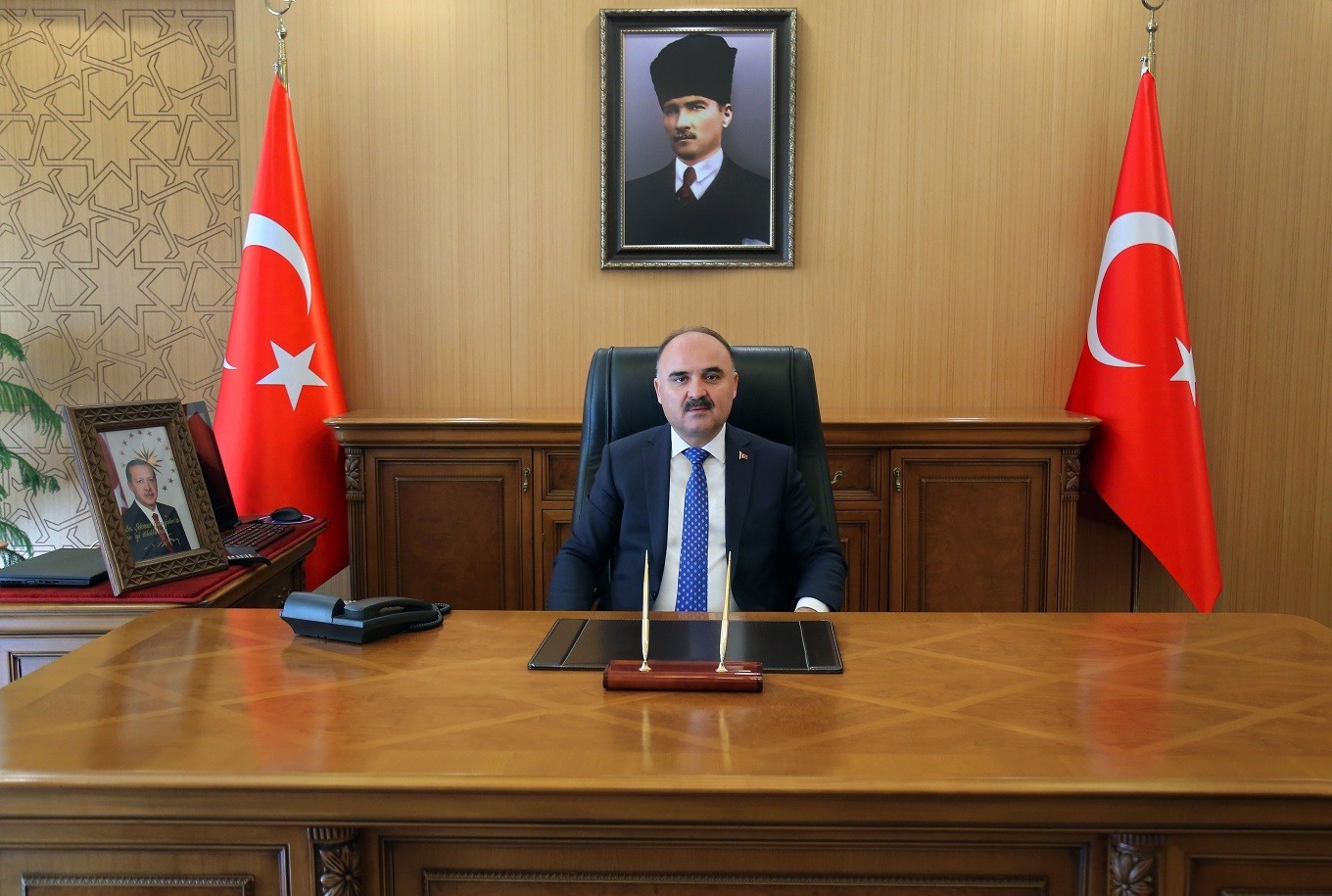 Vali Günaydın Pandemi Hatırlatmalarına Devam Ediyor Vali Günaydın Pandemi Hatırlatmalarına Devam Ediyor