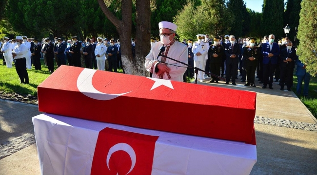 Şehit Tuğgeneral Sezgin Erdoğan son yolculuğuna uğurlandı Şehit Tuğgeneral Sezgin Erdoğan son yolculuğuna uğurlandı