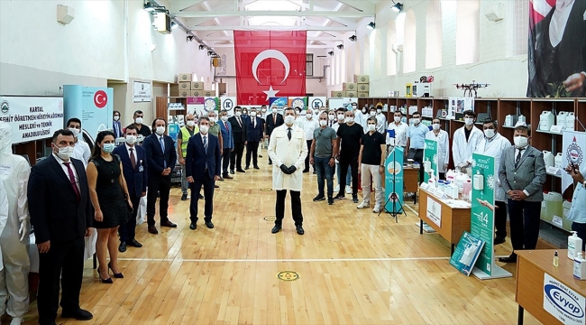 Bakan Selçuk: Meslek liselerimiz, okullarımızın maske ve dezenfektan ihtiyaçlarını karşılayabilecek imkana sahip Bakan Selçuk: Meslek liselerimiz, okullarımızın maske ve dezenfektan ihtiyaçlarını karşılayabilecek imkana sahip