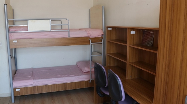 İçişleri Bakanlığı’ndan genelge: Evde izolasyona uymayan yurtlara gönderilecek İçişleri Bakanlığı’ndan genelge: Evde izolasyona uymayan yurtlara gönderilecek