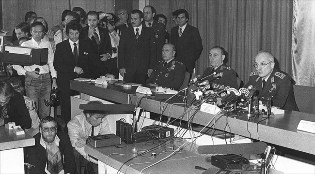 Kanlı 12 Eylül darbesinin üzerinden 40 yıl geçti Kanlı 12 Eylül darbesinin üzerinden 40 yıl geçti