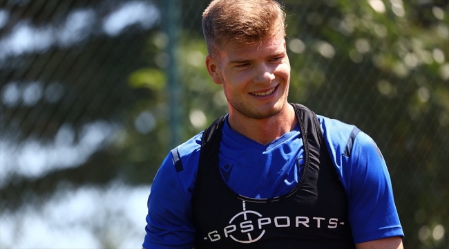 Trabzonspor, kente dönmeyen Alexander Sörloth için işlem başlattı Trabzonspor, kente dönmeyen Alexander Sörloth için işlem başlattı