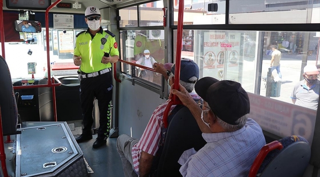 Erzincan’da 65 yaş ve üzeri vatandaşlara yönelik yeni tedbirler alındı Erzincan’da 65 yaş ve üzeri vatandaşlara yönelik yeni tedbirler alındı