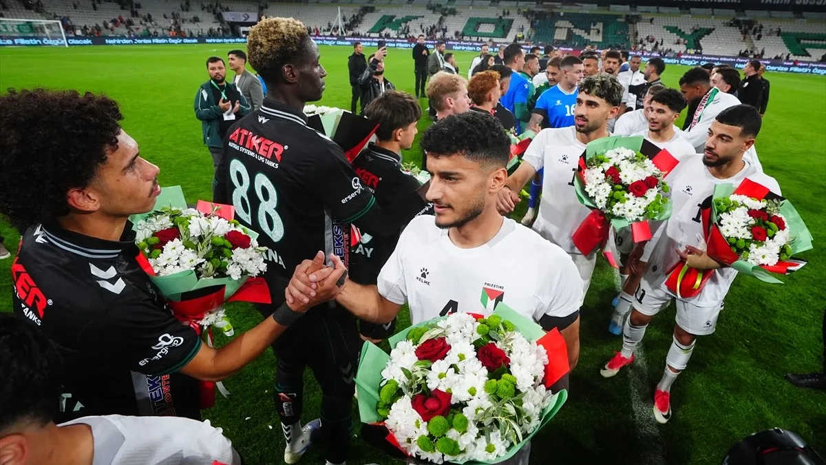 Filistin Milli Takımı-Konyaspor dostluk maçının ardından Filistin Milli Takımı-Konyaspor dostluk maçının ardından