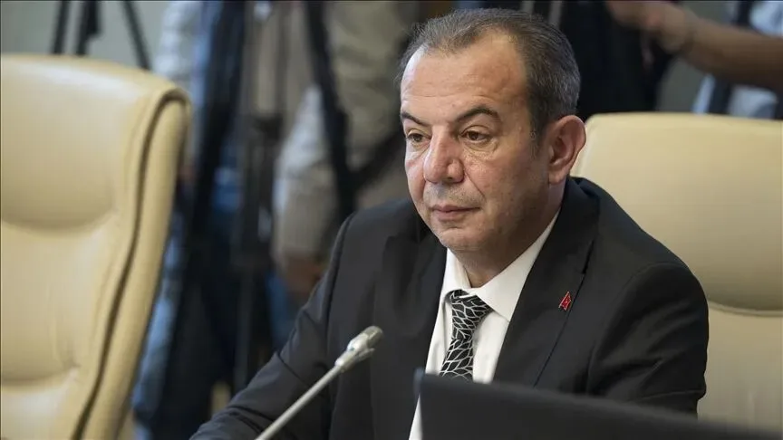 Tanju Özcan cinsel saldırı davasında beraat etti Tanju Özcan cinsel saldırı davasında beraat etti